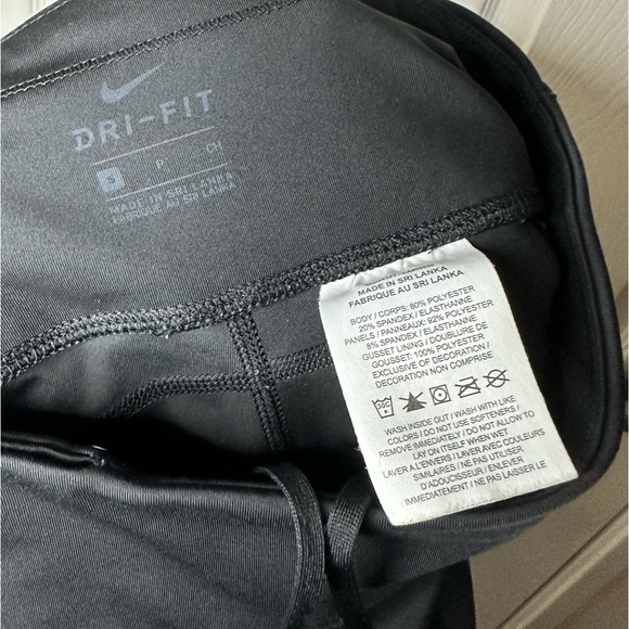 Nike Fast Women’s Mid Rise Crop Running Leggings - Picture 8 of 13